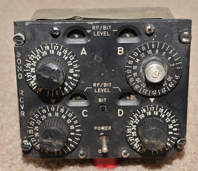 Aircraft Radio Control Head SONO RCVR C-8658/ARR-75