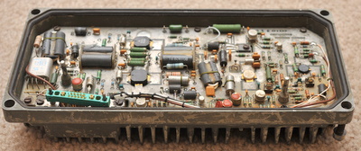 Military radio amplifier assy for parts N 16797644 has TRW PT9732 and BLY94 transistors and others